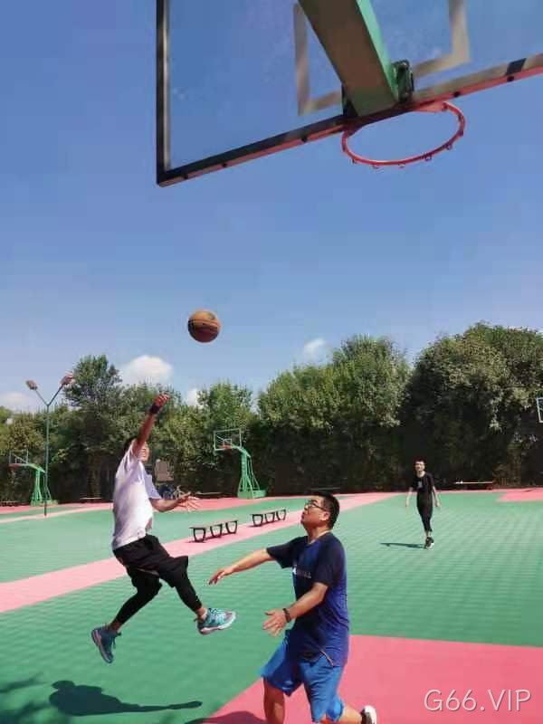 篮球