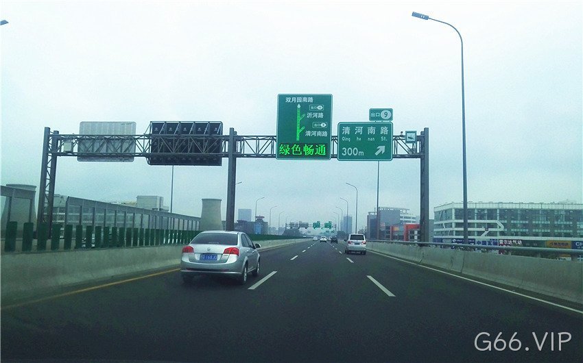智能交通诱导屏对未来建设智慧城市为何如此重要？